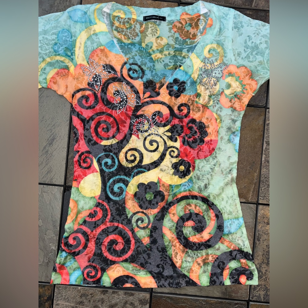 V neck cute top
